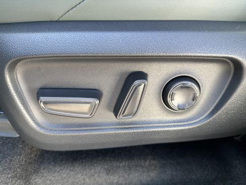 Certified 2025 Toyota 4Runner Trailhunter image 20