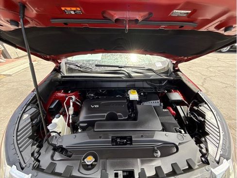 Used 2022 Nissan Pathfinder Platinum w/ Cargo Package FWD image 46