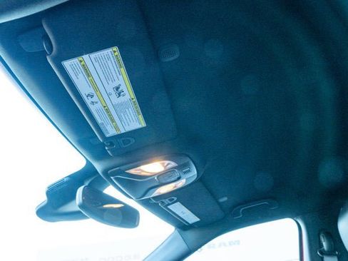 Used 2023 Jeep Compass Limited image 16