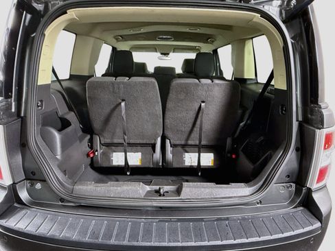 Used 2019 Ford Flex SE FWD image 34