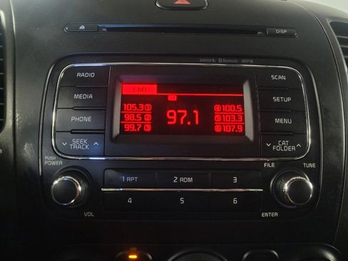 Used 2016 Kia Forte LX image 25