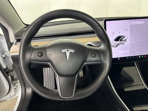 Used 2018 Tesla Model 3 Long Range image 14