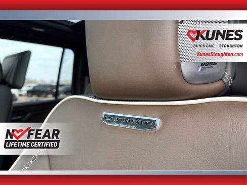 Used 2025 GMC Yukon XL Denali Ultimate w/ LPO, Floor Liner Package image 25