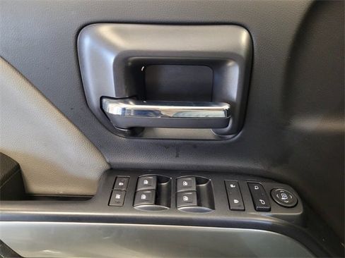 Used 2018 Chevrolet Silverado 1500 LT w/ All Star Edition image 26