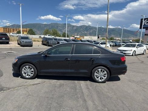 Used 2015 Volkswagen Jetta SE FWD image 5