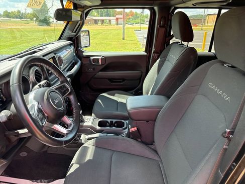 Used 2021 Jeep Wrangler Unlimited Sahara image 14