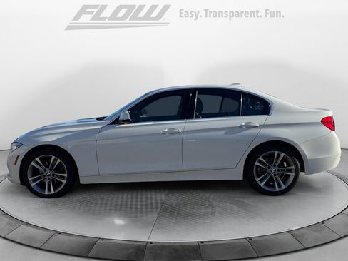 Used 2017 BMW 330i xDrive Sedan image 4