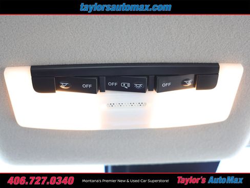 New 2025 Nissan Versa S w/ Trunk Package image 18