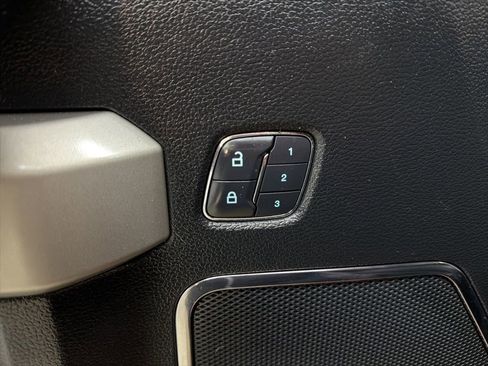 Used 2018 Ford F250 Lariat w/ Chrome Package image 35