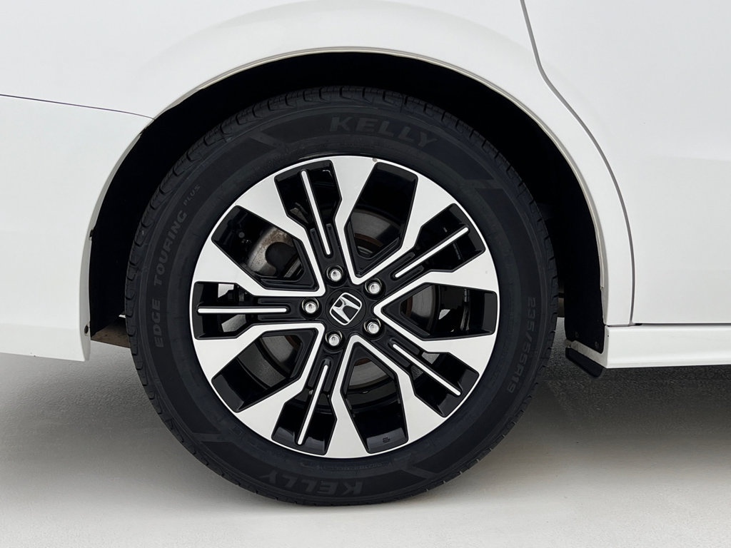 Used 2025 Honda Odyssey Elite image 30