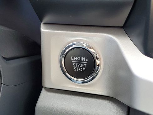 New 2026 Ford F250 XLT w/ XLT Premium Package image 16