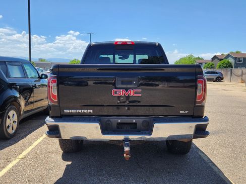 Used 2018 GMC Sierra 1500 SLT w/ Texas SLT Premium Package AWD/4WD image 5
