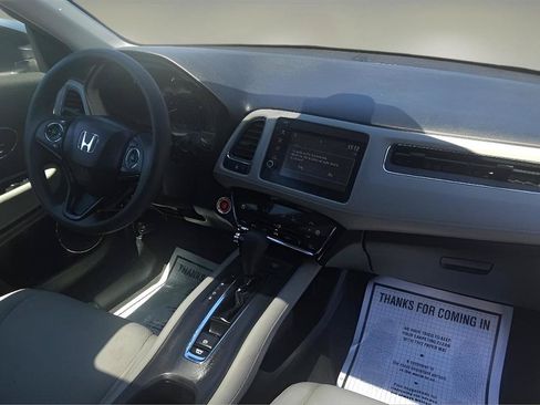 Used 2019 Honda HR-V EX image 32