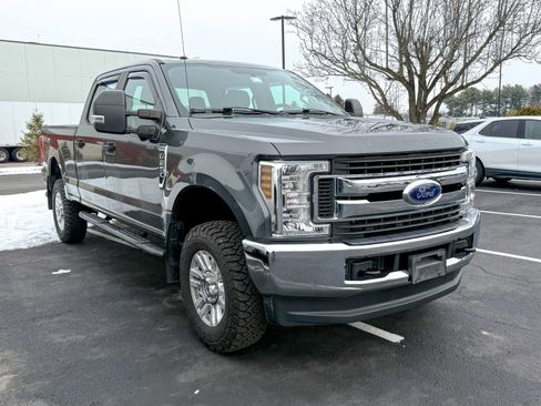 Used 2019 Ford F250 XL w/ STX Appearance Package image 1