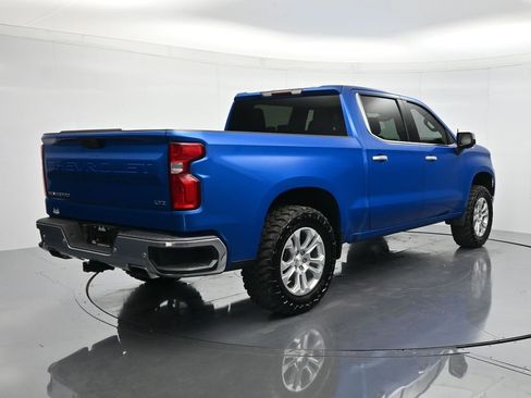 Used 2022 Chevrolet Silverado 1500 LTZ AWD/4WD image 5