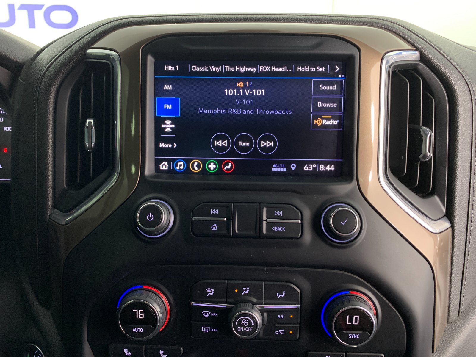 Used 2019 Chevrolet Silverado 1500 RST AWD/4WD image 26