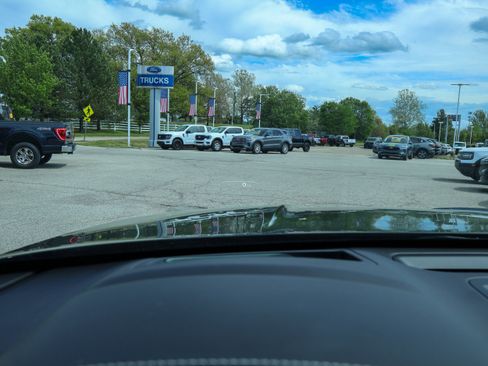 Used 2021 Genesis GV80 3.5T w/ Advanced Package 06 AWD/4WD image 30