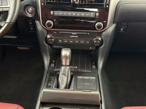 Used 2023 Lexus GX 460 Premium w/ Premium Package AWD/4WD image 17
