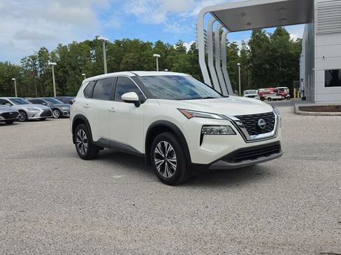 Certified 2023 Nissan Rogue SV FWD image 2