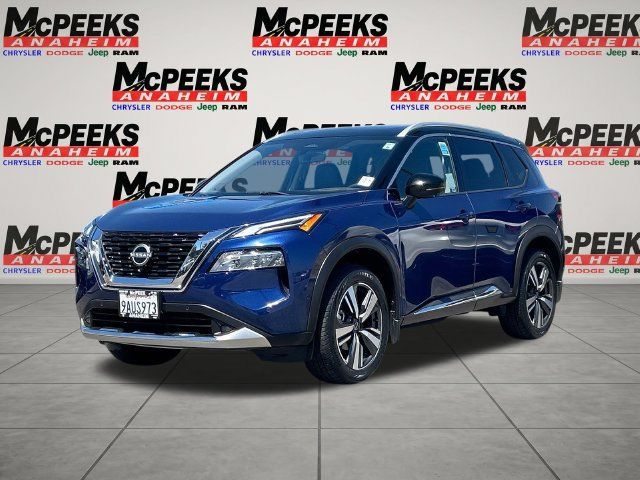 Used 2022 Nissan Rogue Platinum w/ Head-Up Display Package FWD 360° Tour
