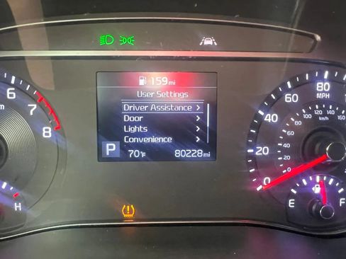 Used 2022 Kia Soul LX w/ Technology Package FWD image 17