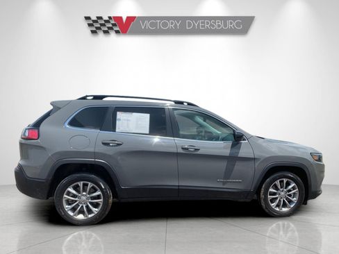 Used 2022 Jeep Cherokee Latitude Lux FWD image 3