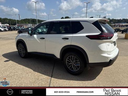 Certified 2026 Nissan Rogue S FWD image 12