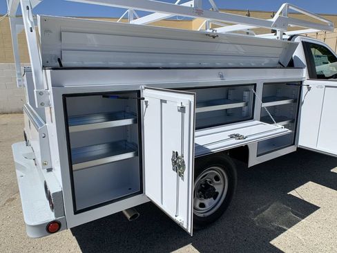 New 2025 Ford F350 XL w/ XL Chrome Package RWD image 31