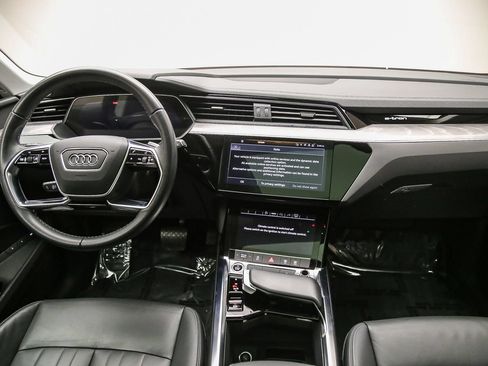 Certified 2024 Audi Q8 e-tron Premium AWD/4WD image 13