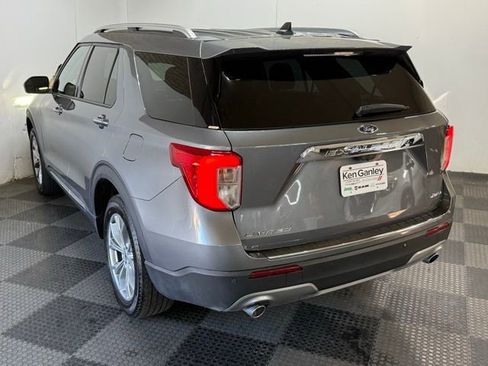 Used 2023 Ford Explorer Limited w/ Limited Technology Package image 8