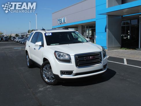 Used 2017 GMC Acadia Limited SLT image 2