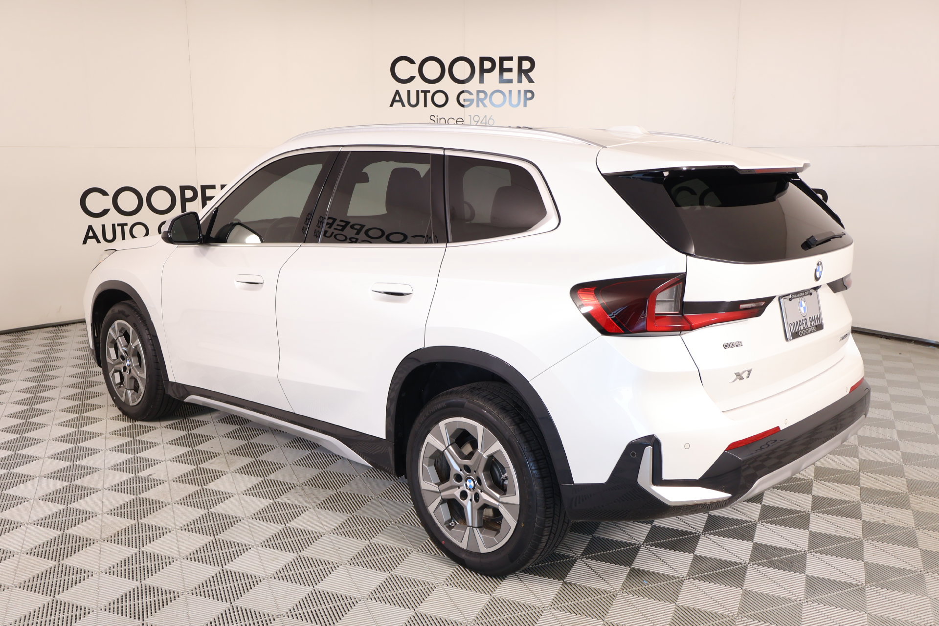 Used 2023 BMW X1 xDrive28i w/ Convenience Package AWD/4WD image 23