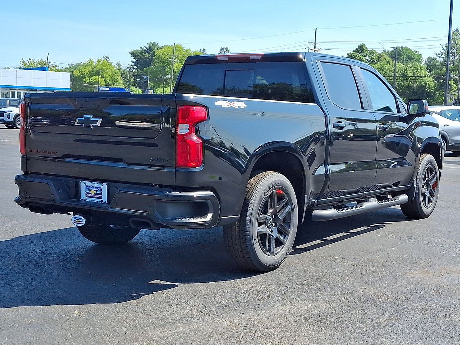 New 2026 Chevrolet Silverado 1500 RST w/ Redline Edition AWD/4WD image 12