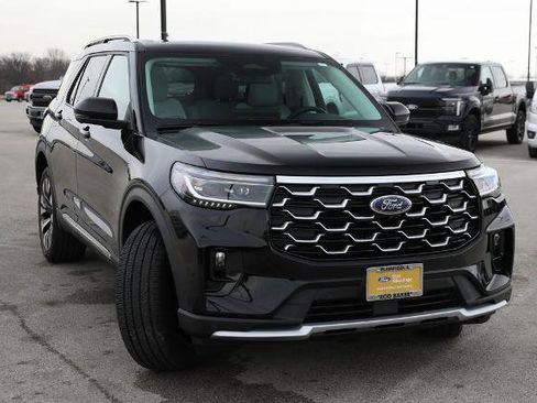 Certified 2025 Ford Explorer Platinum w/ LUX Leather Package image 4