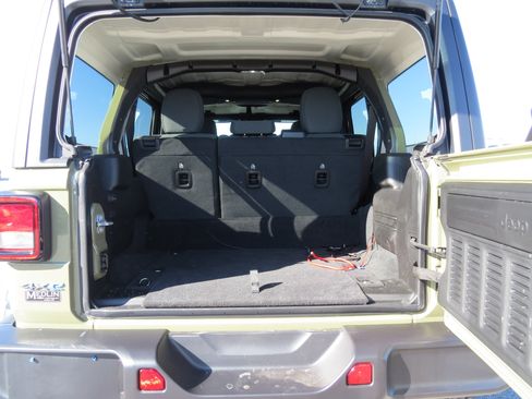 Used 2025 Jeep Wrangler Unlimited Sport S 4xe w/ Convenience Group image 13