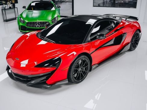 Used 2019 McLaren 600LT RWD image 8