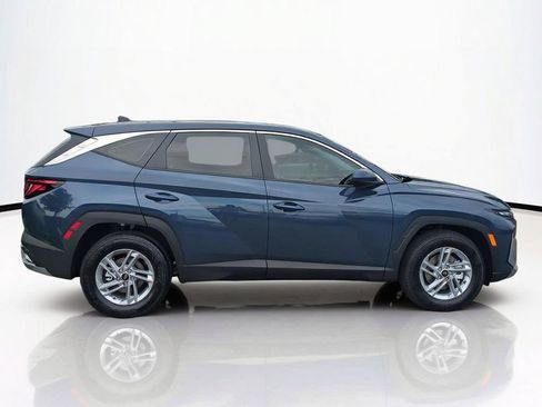 Used 2026 Hyundai Tucson SE FWD image 4