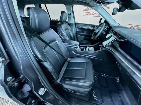 Used 2022 Jeep Grand Cherokee Limited 4xe AWD/4WD image 34