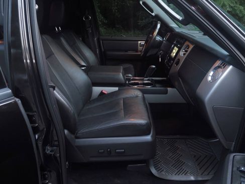 Used 2013 Ford Expedition EL Limited AWD/4WD image 16