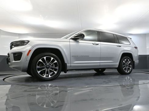 Used 2022 Jeep Grand Cherokee L Overland w/ Advanced Protech Group III image 66