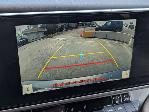 Used 2025 Toyota Camry XSE FWD image 6