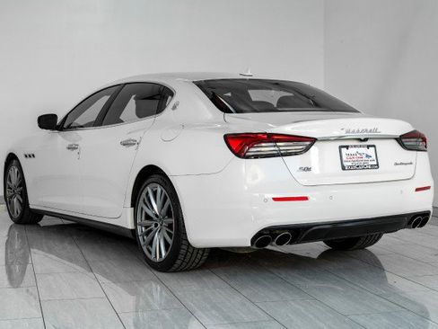 Used 2021 Maserati Quattroporte S Q4 AWD/4WD image 8