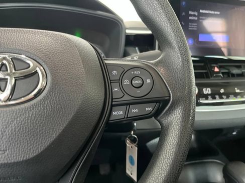 Used 2024 Toyota Corolla LE AWD/4WD image 7