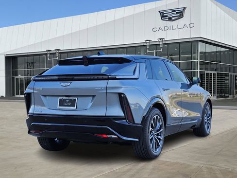 New 2026 Cadillac Lyriq Premium Sport image 5