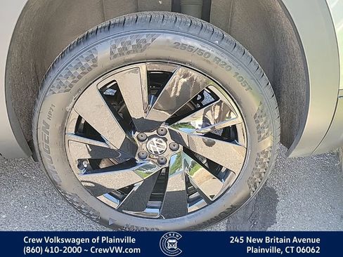 Certified 2024 Volkswagen Atlas SE AWD/4WD image 18