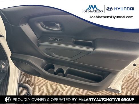 Used 2022 Nissan Titan S w/ HD Front GAWR Package image 23