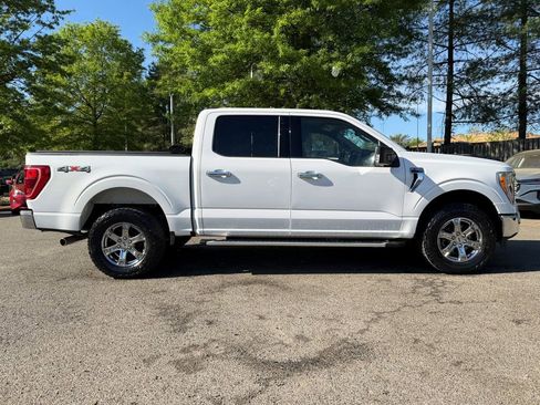 Used 2022 Ford F150 XLT w/ Equipment Group 302A High image 8
