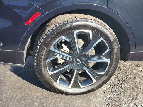 Used 2024 Lincoln Nautilus Reserve w/ Equipment Group 202A image 5