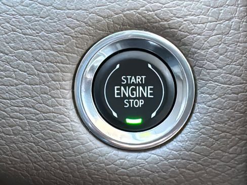 Certified 2023 GMC Yukon Denali w/ Denali Reserve Package image 20