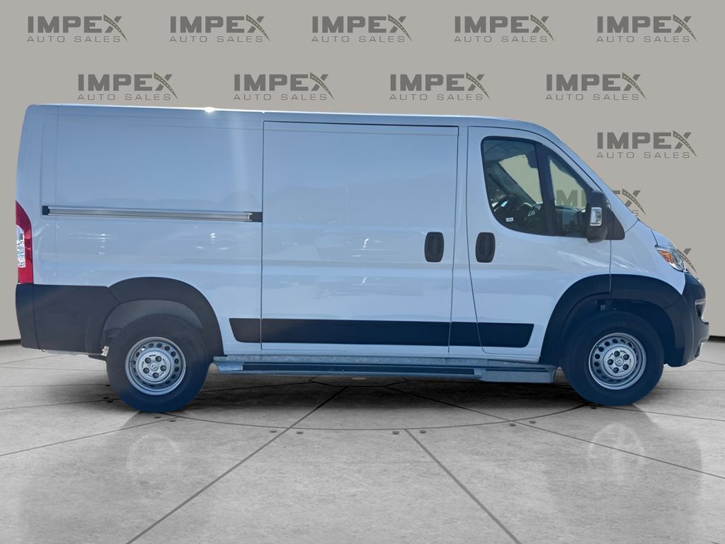 Used 2025 RAM ProMaster 2500 w/ U-Haul Equipment Group FWD image 6